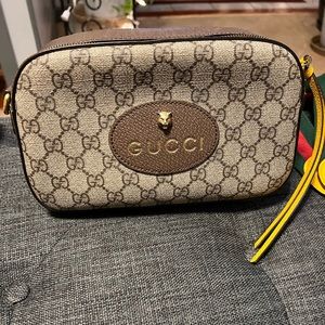 Authentic Gucci Neo Vintage GG Supreme Messenger Crossbody Bag❤️‍🔥